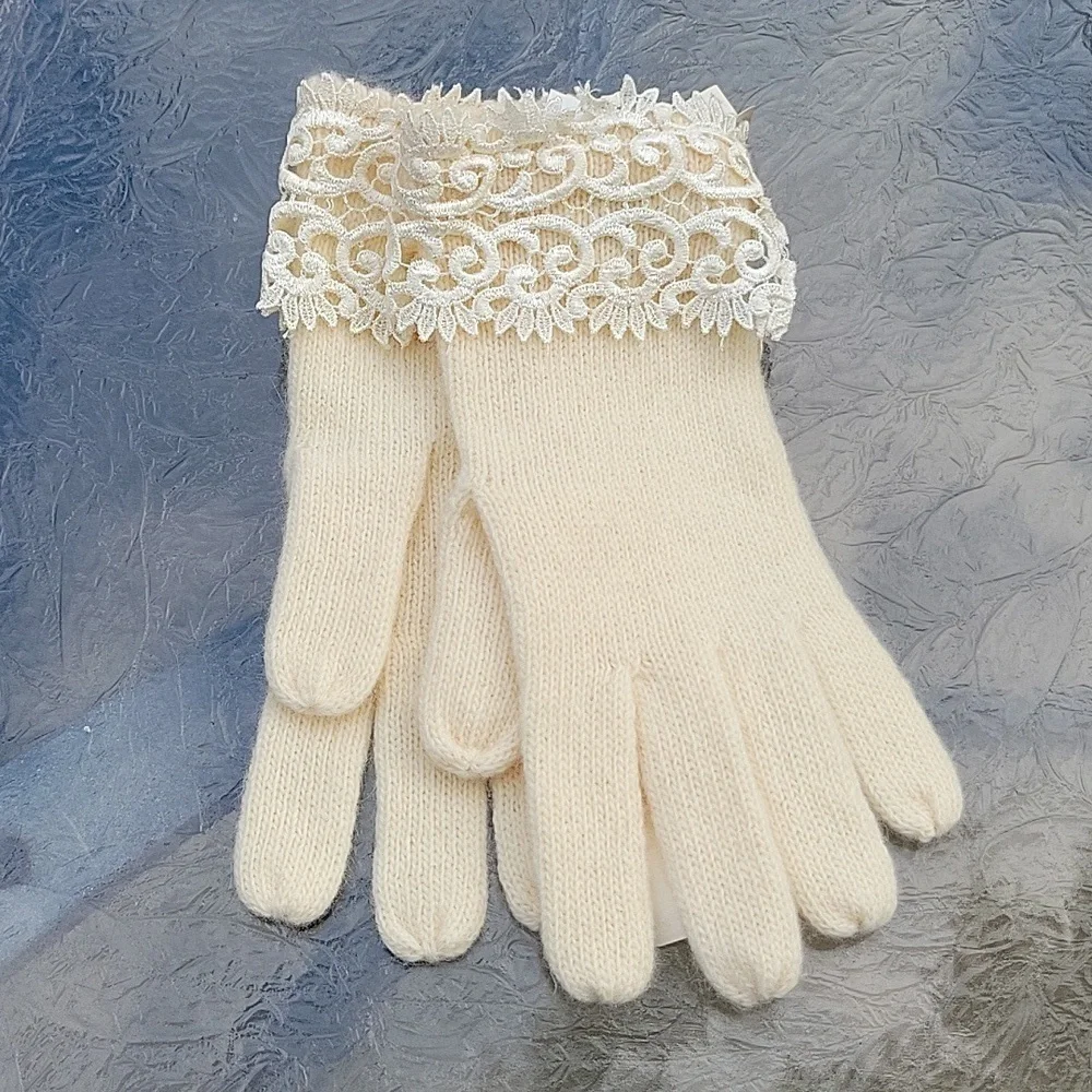Carolina Amato Wool Angora Rabbit Hair Ivory Knit Laced Gloves sz.8 New